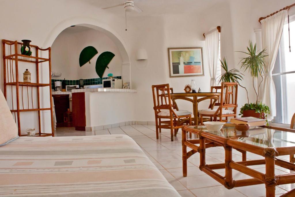 أكومال Villas Flamingo الغرفة الصورة