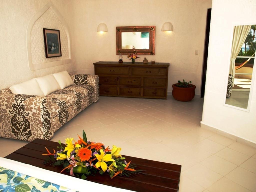 أكومال Villas Flamingo الغرفة الصورة